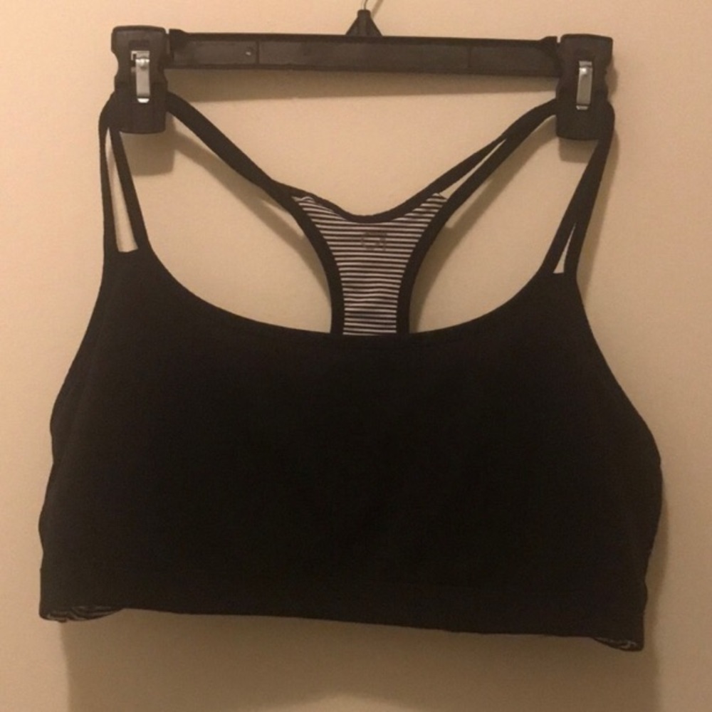 ❤️🔥GAP Medium Impact Sports Bra - L